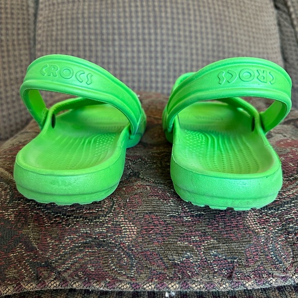CROCS. Womens Sz 9 - Picture 3 of 7